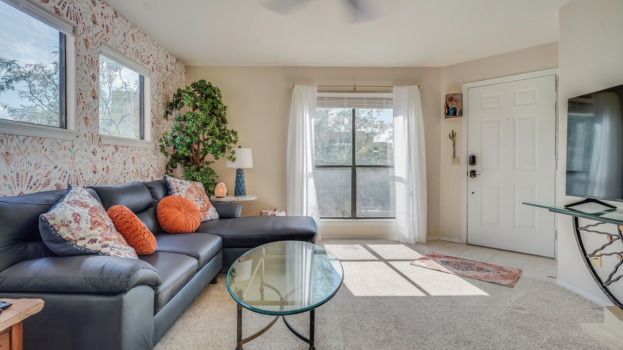 Photo of Livingroom in Tucson