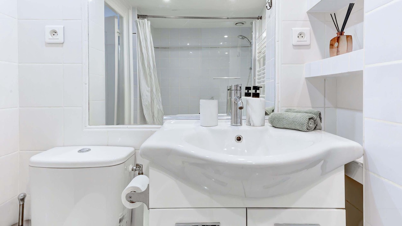 Photo of Bathroom in Les Halles