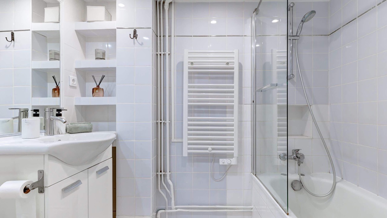 Photo of Bathroom in Les Halles