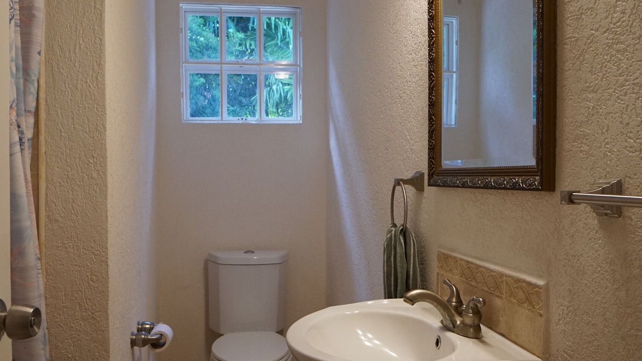 Photo of Bathroom in Trinity - Bellwoods