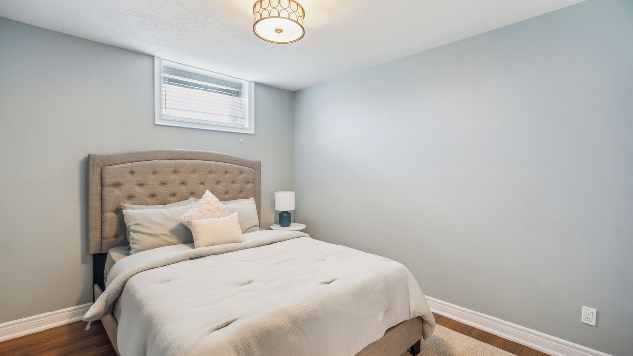 Photo of Bedroom in Stoney Creek