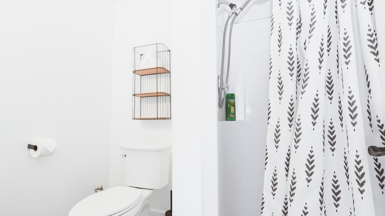 Photo of Bathroom in Kettle Point 44