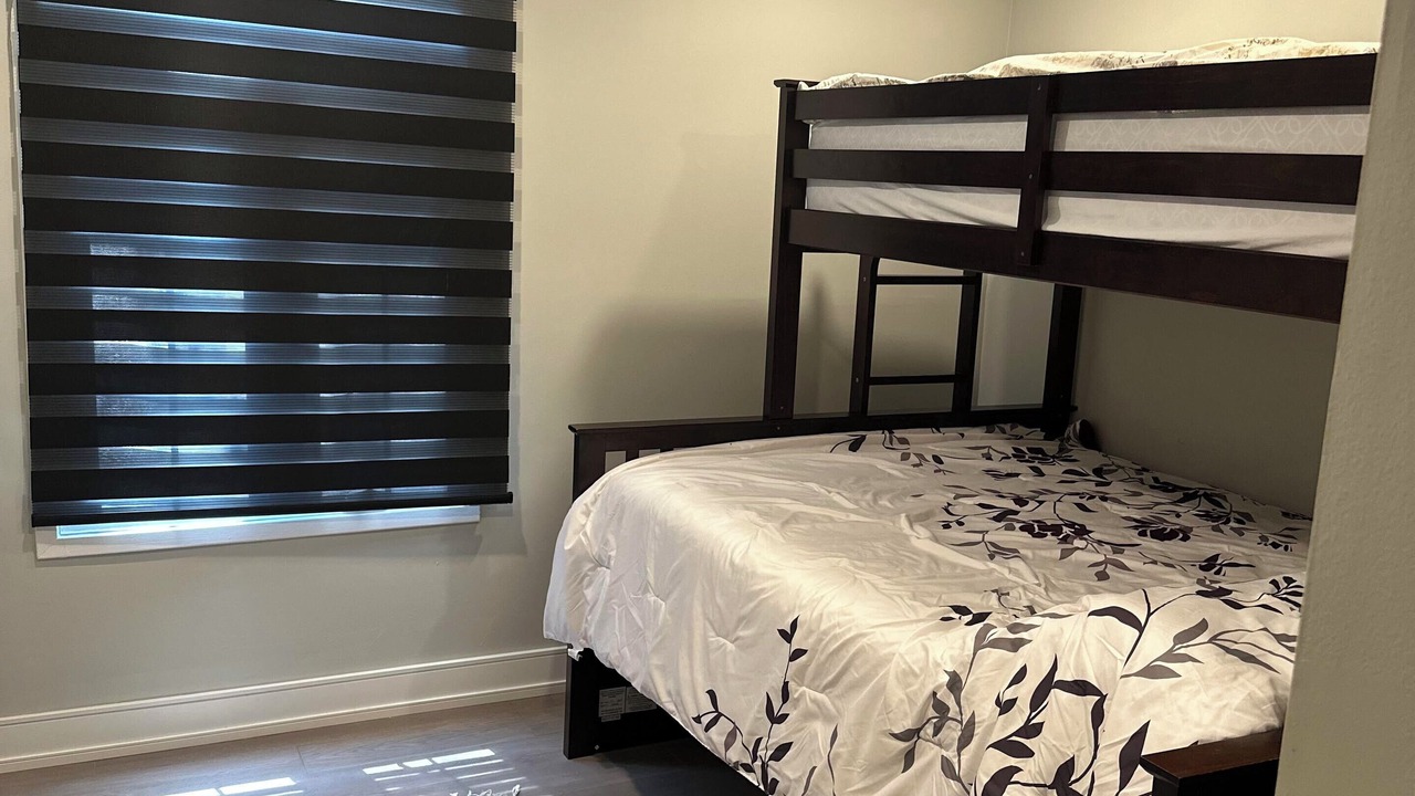 Photo of Bedroom in Lagoon City