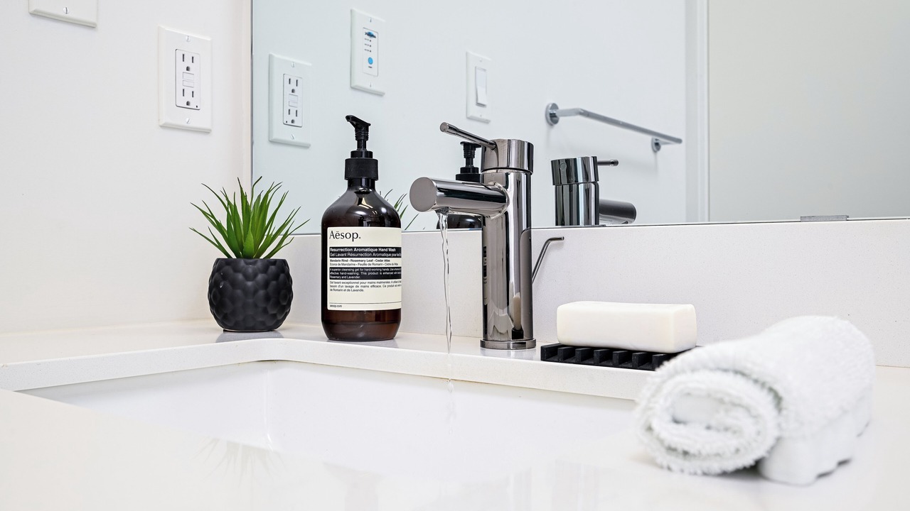 Photo of Bathroom in Wellington Place