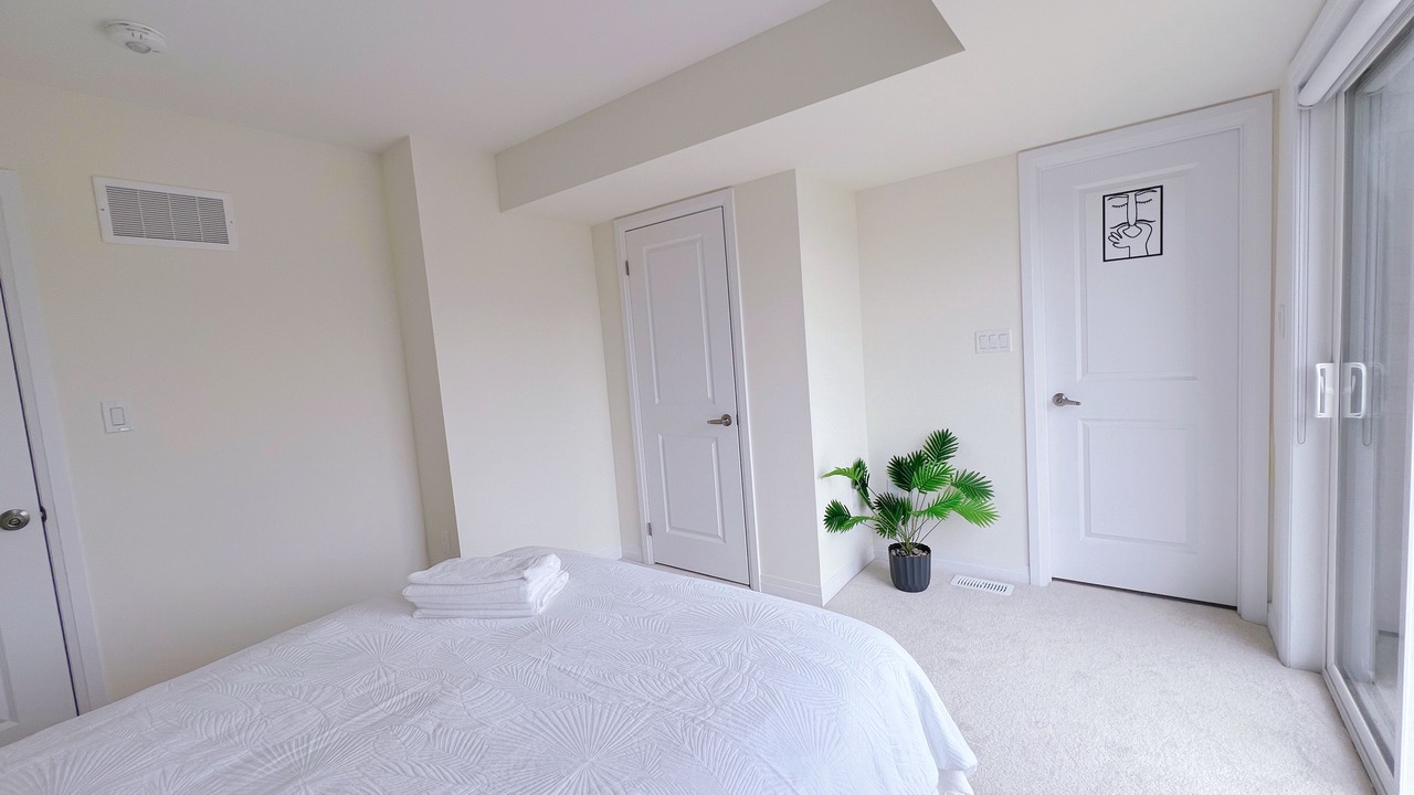 Photo of Bedroom in Richmond Hill