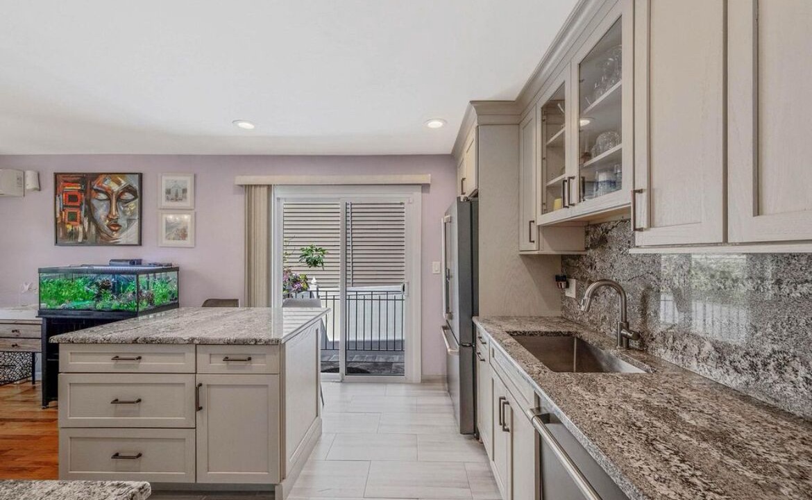 Photo of Kitchen in West Hills