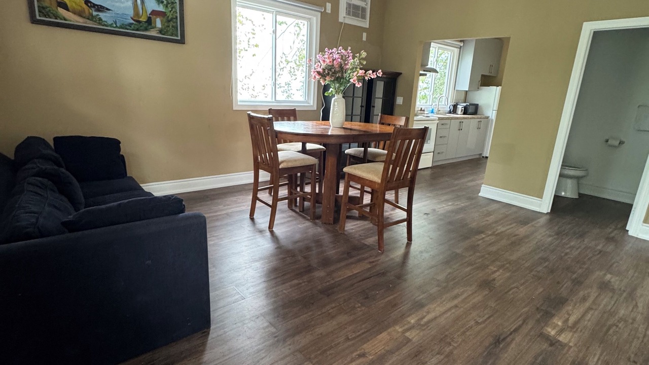 Photo of Livingroom in Ramara