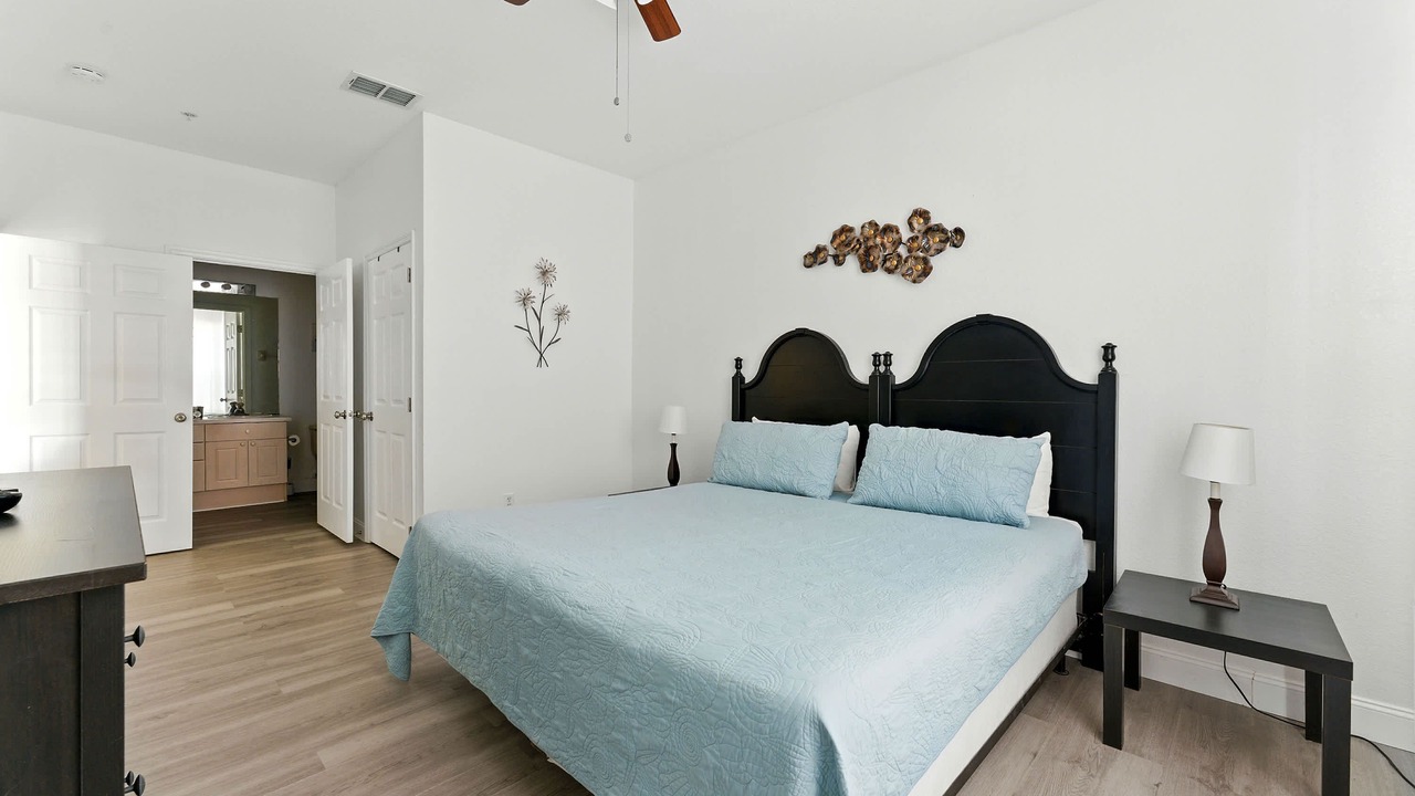 Photo of Bedroom in Windsor Palms