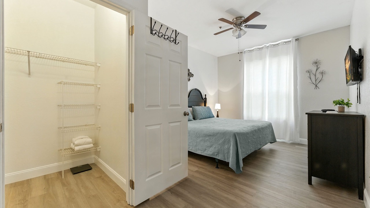 Photo of Bedroom in Windsor Palms