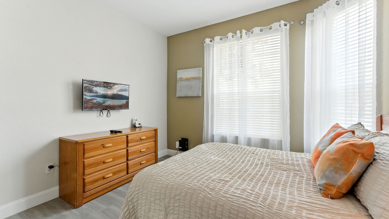 Photo of Bedroom in Windsor Palms