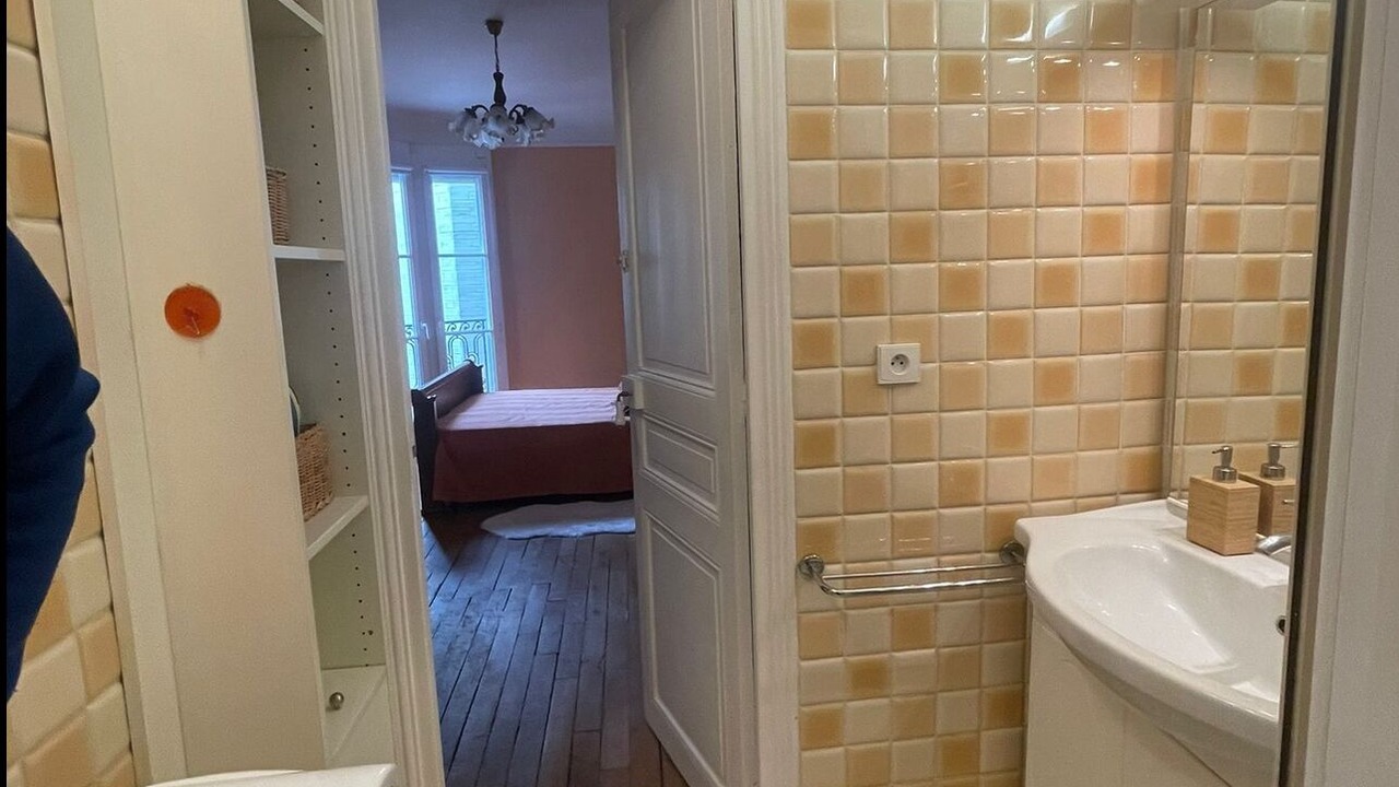 Photo of Bathroom in Parc-de-Montsouris