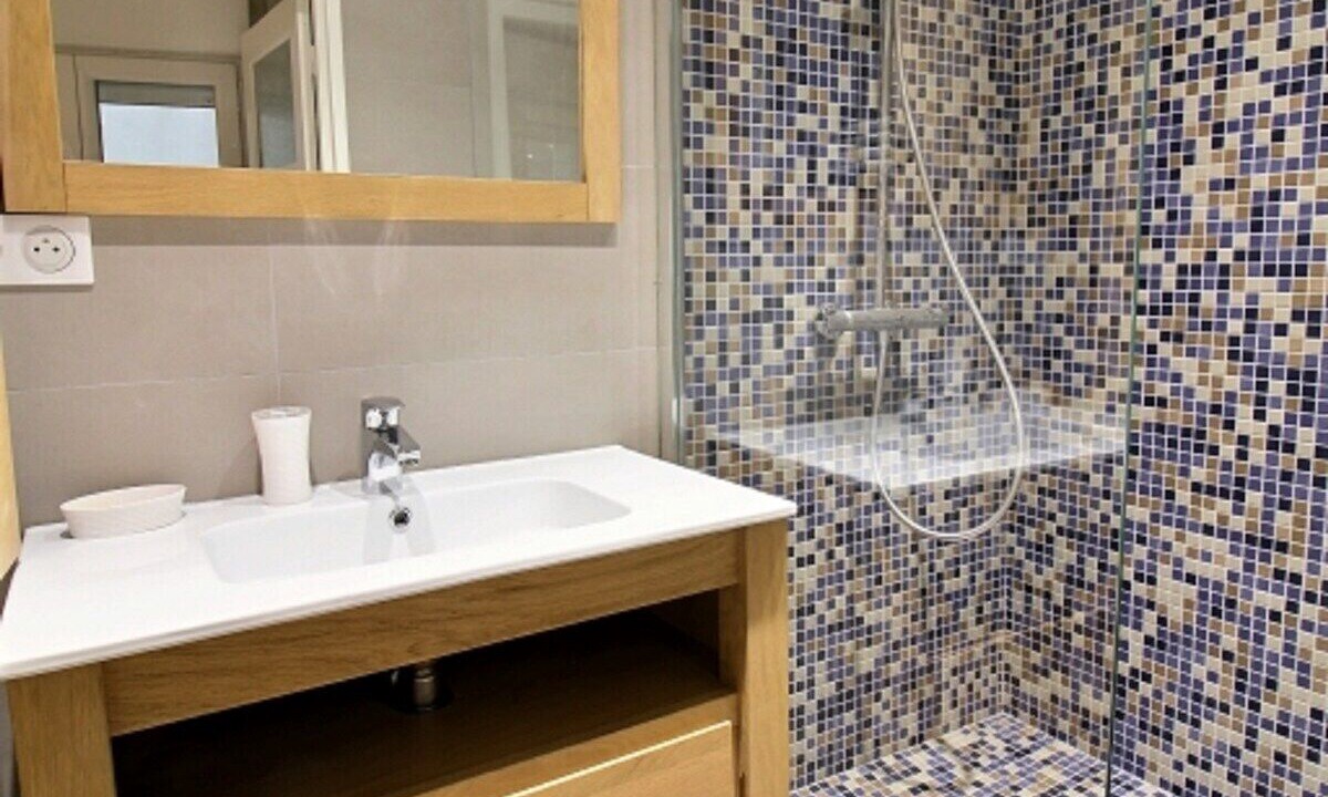 Photo of Bathroom in Les Iles
