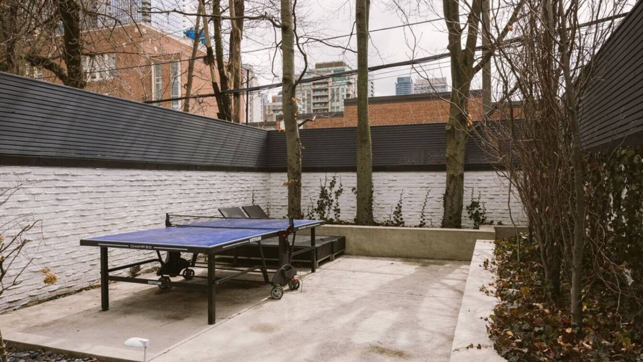 Photo of Patio Balcony in Bloor-Yorkville