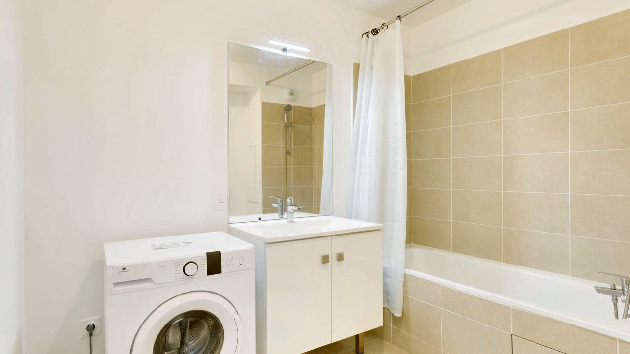 Photo of Bathroom in Les Luats