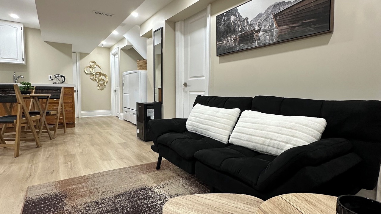 Photo of Livingroom in Orangeville
