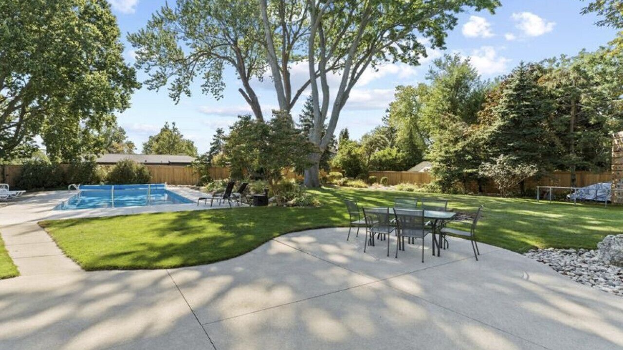 Photo of Outdoor in Leamington
