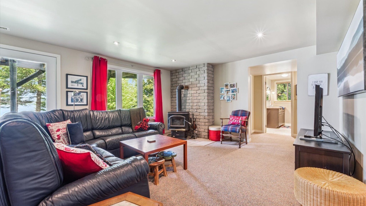 Photo of Bedroom in Lion's Head