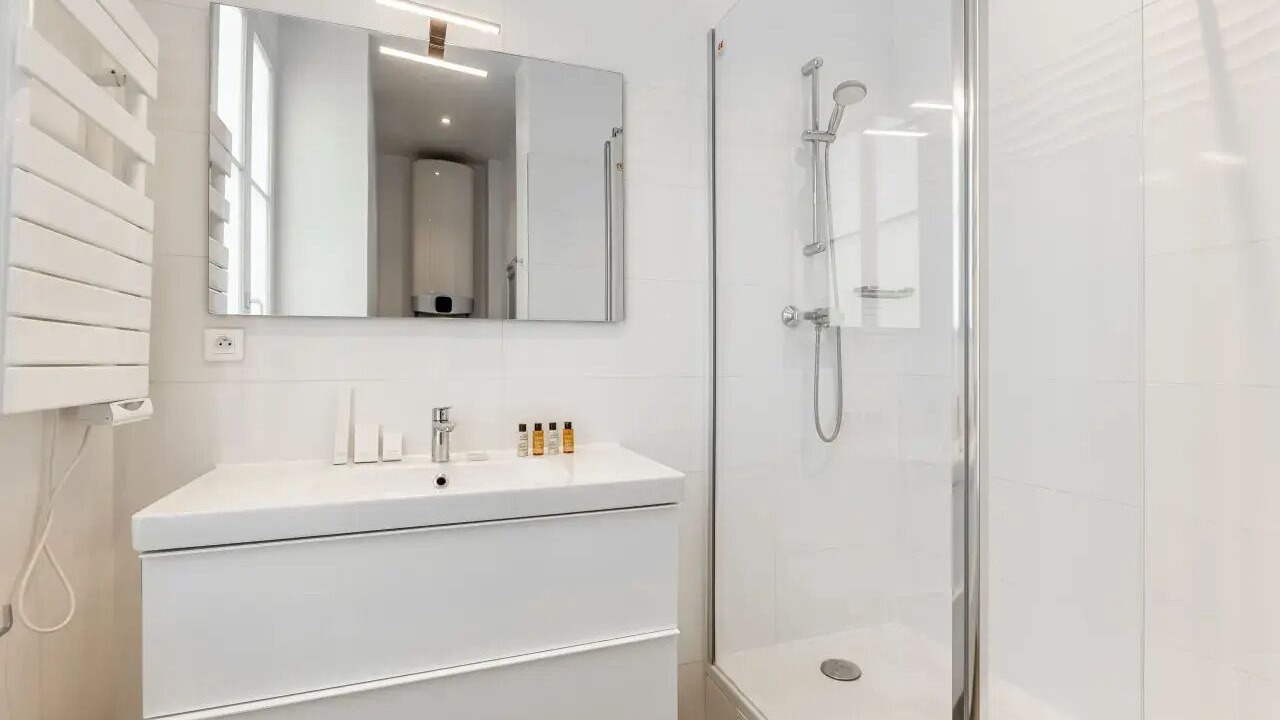 Photo of Bathroom in Vivienne