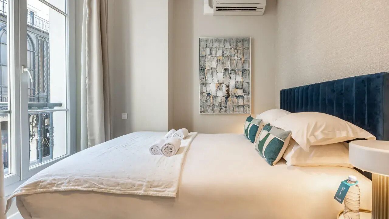 Photo of Bedroom in Vivienne