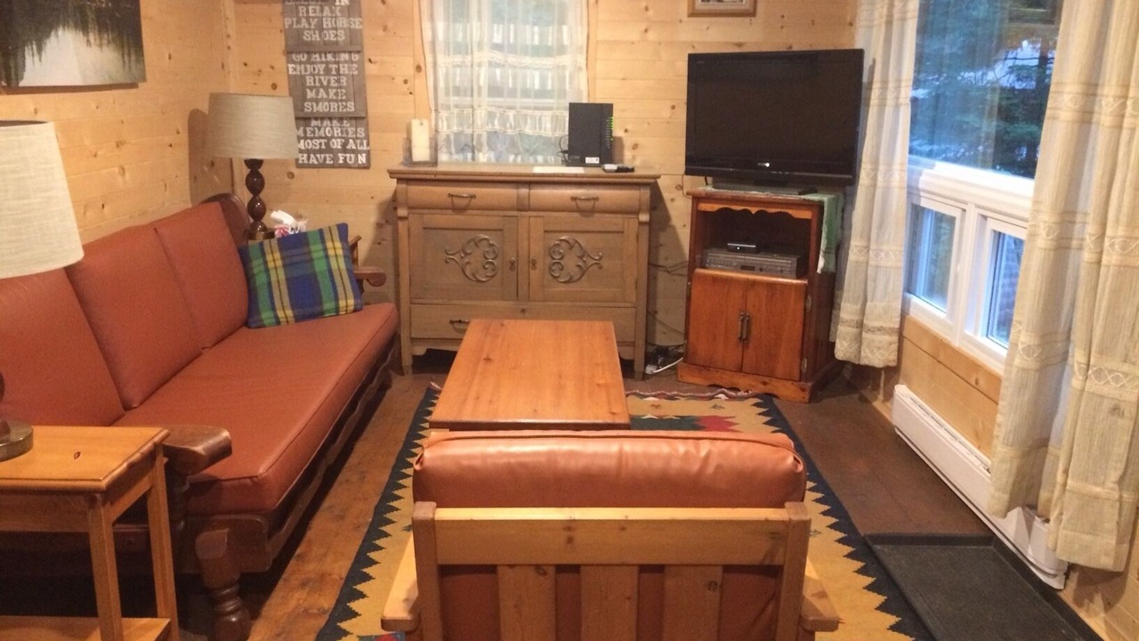 Photo of Livingroom in Bracebridge