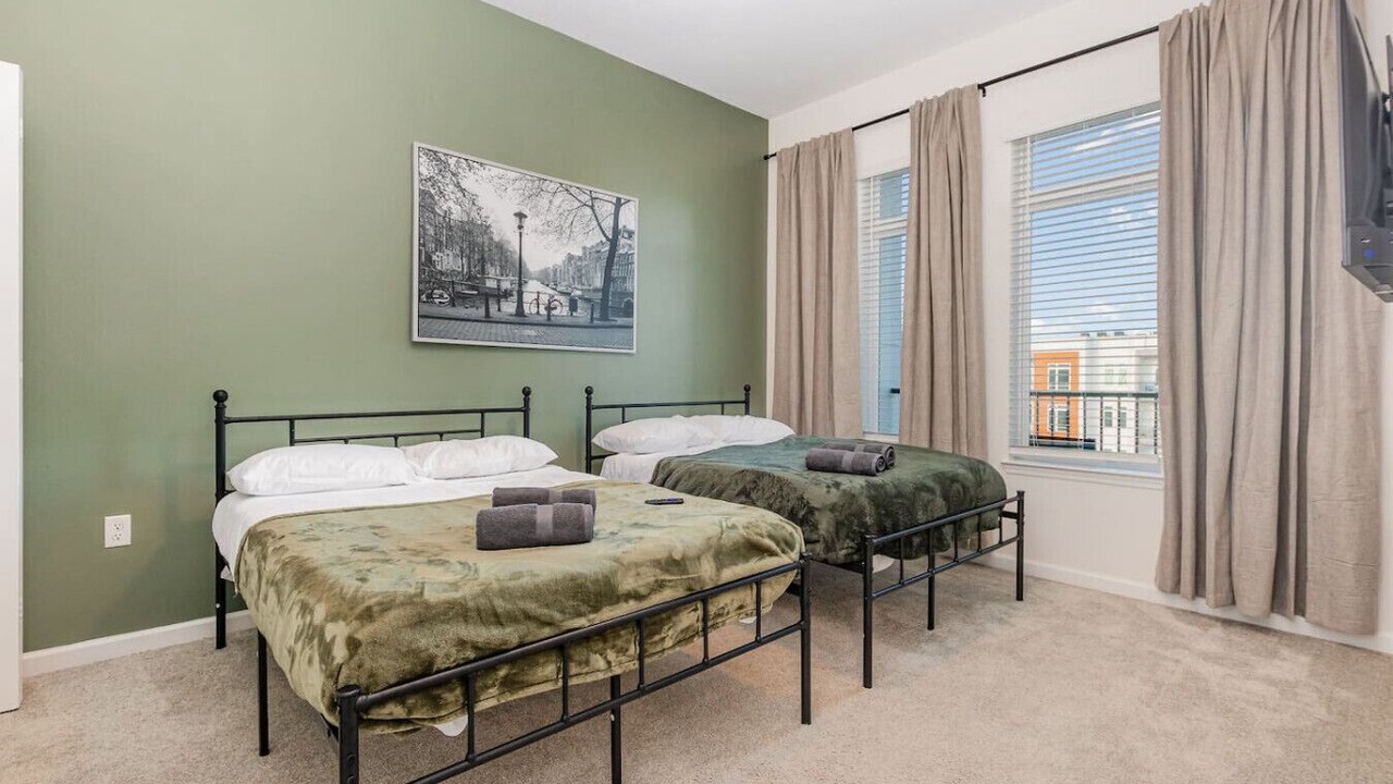 Photo of Bedroom in Florida Center