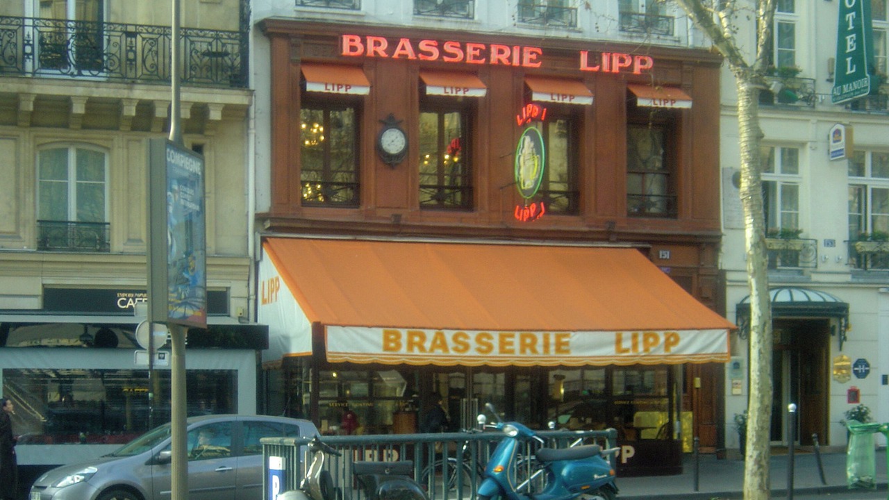 Photo of Others in Saint-Germain-des-Pres