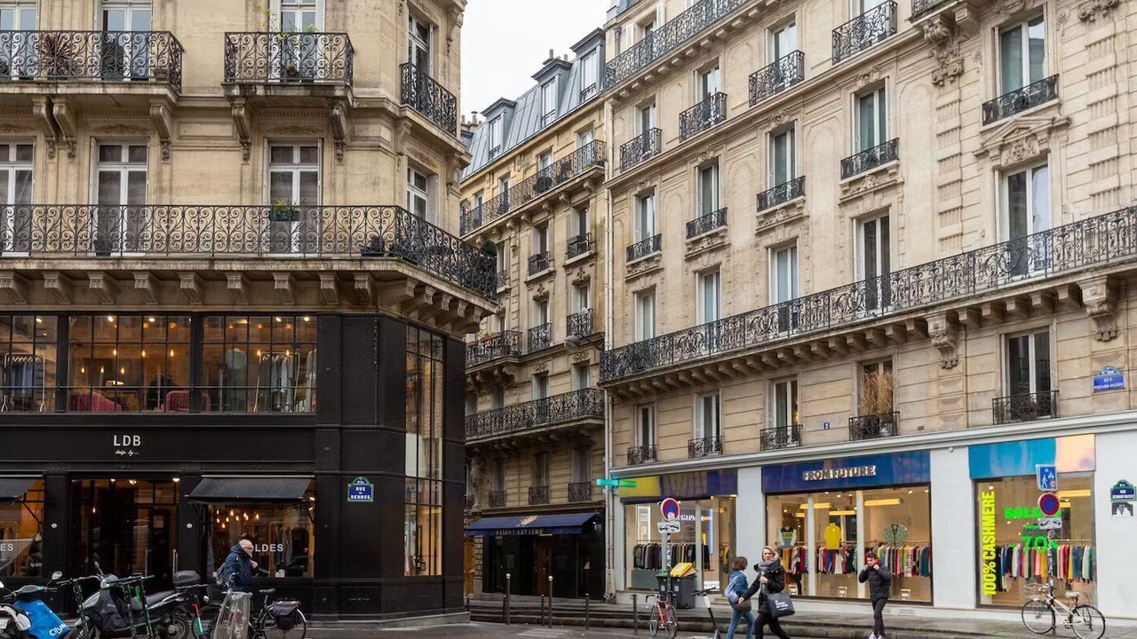 Photo of Others in Saint-Germain-des-Pres
