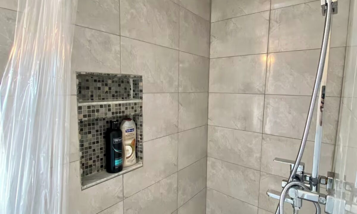 Photo of Bathroom in Clairlea