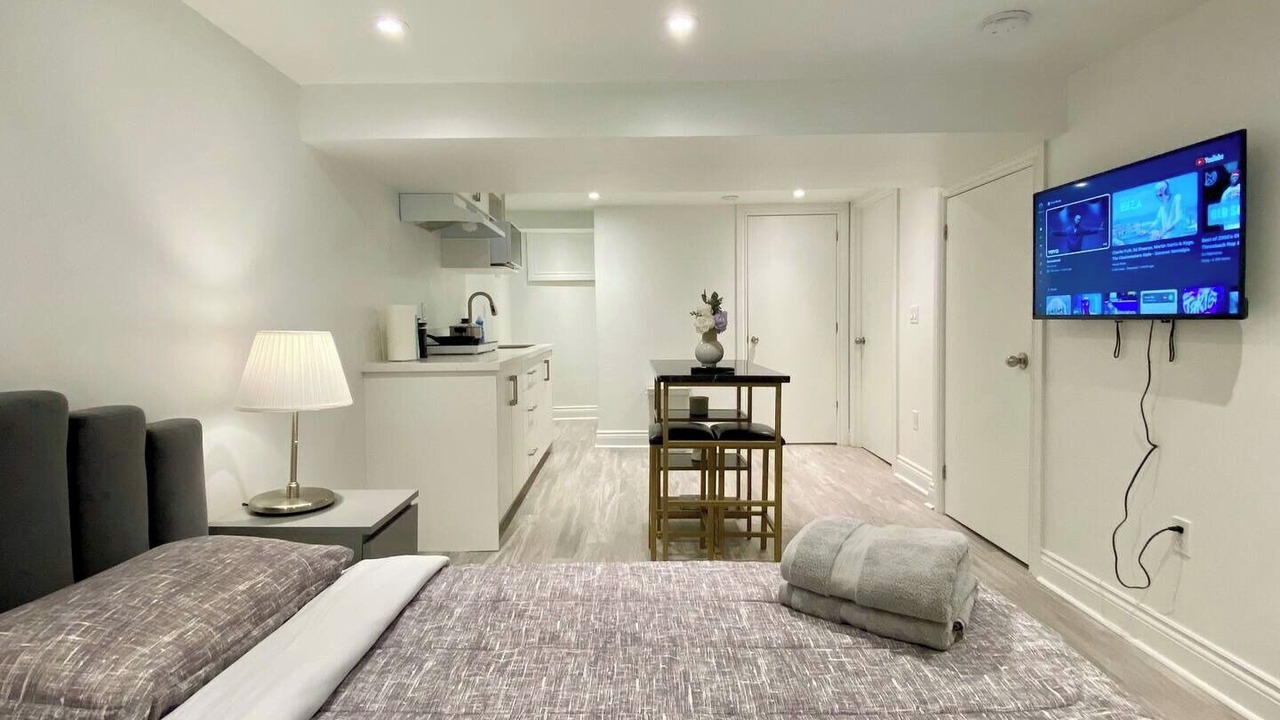Photo of Bedroom in Clairlea