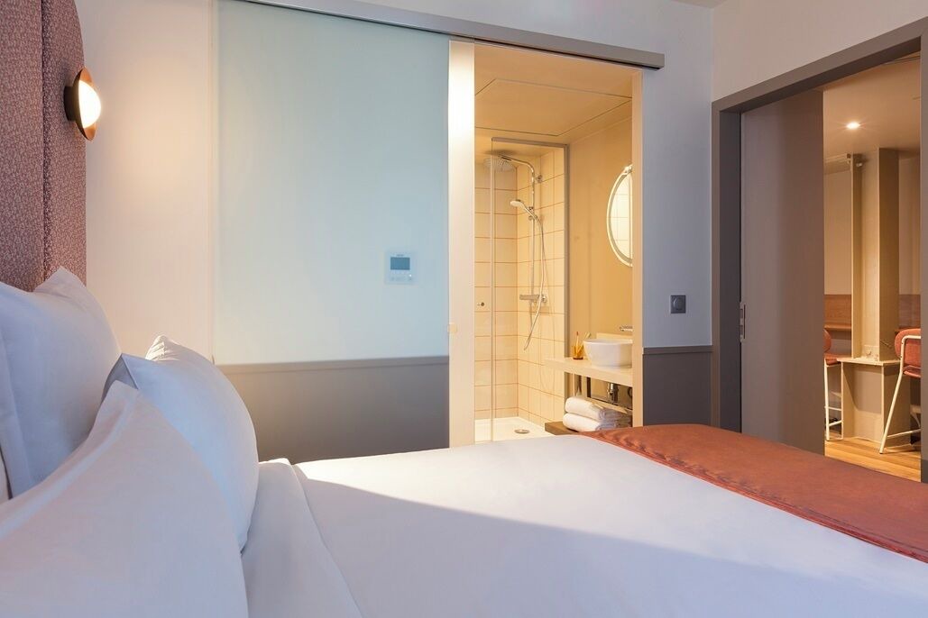 Photo of Bedroom in 20th Arrondissement