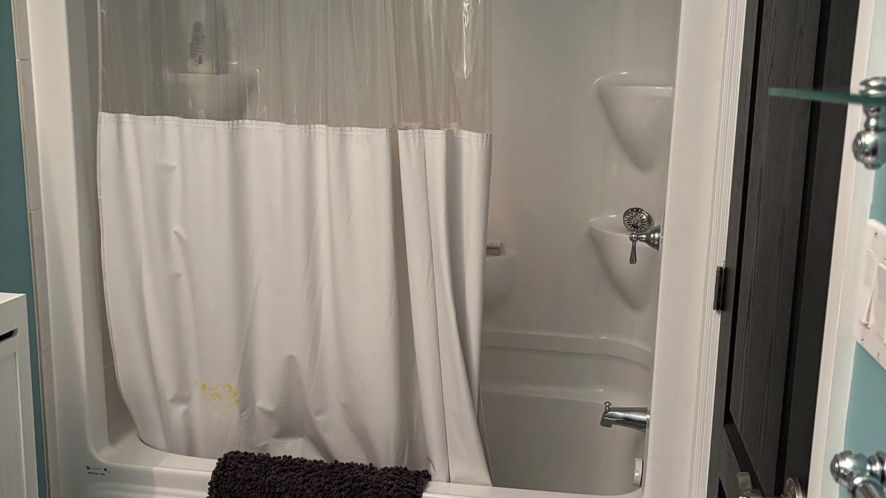 Photo of Bathroom in Sarnia