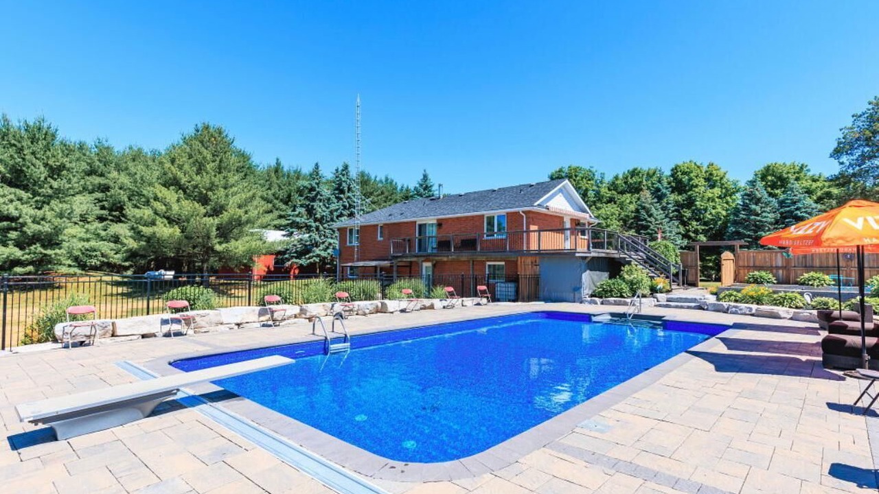 Photo of Outdoor in Erin