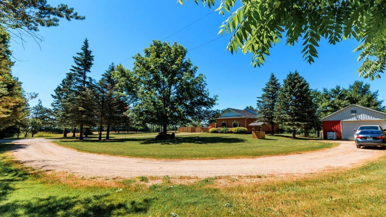 Photo of Outdoor in Erin