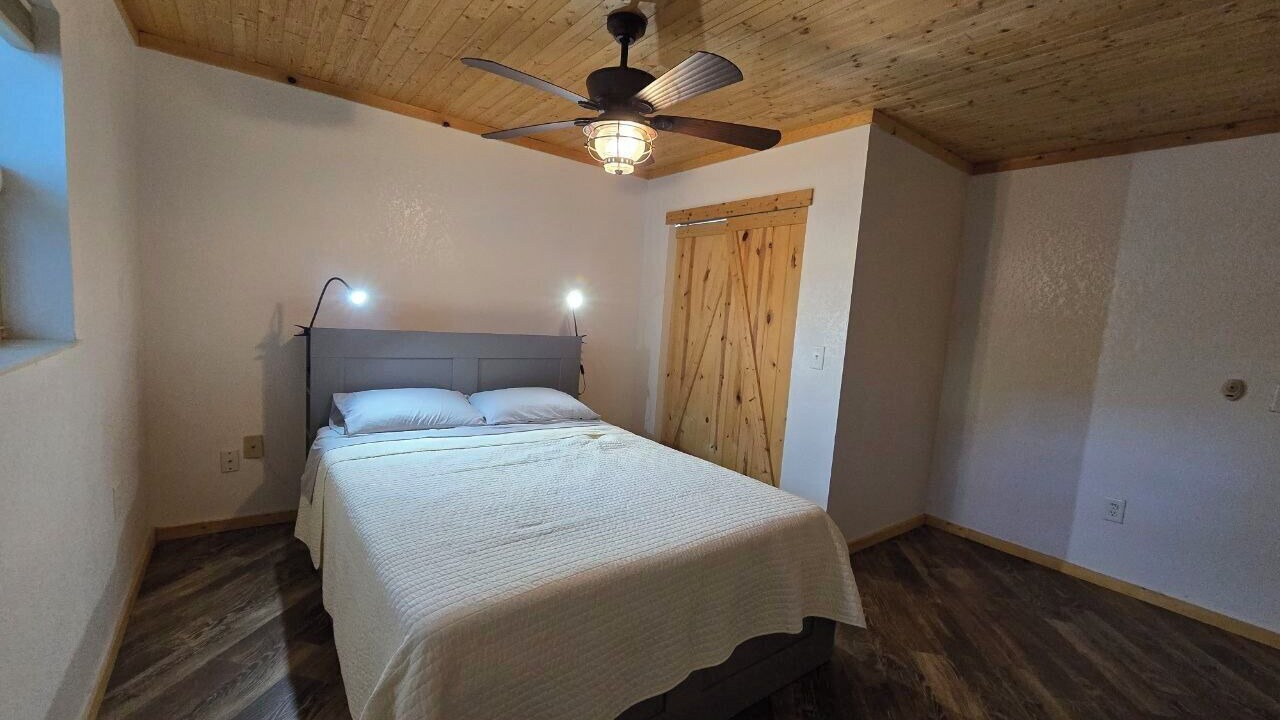 Photo of Bedroom in Silver Springs