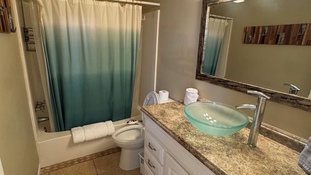 Photo of Bathroom in Holiday Isle