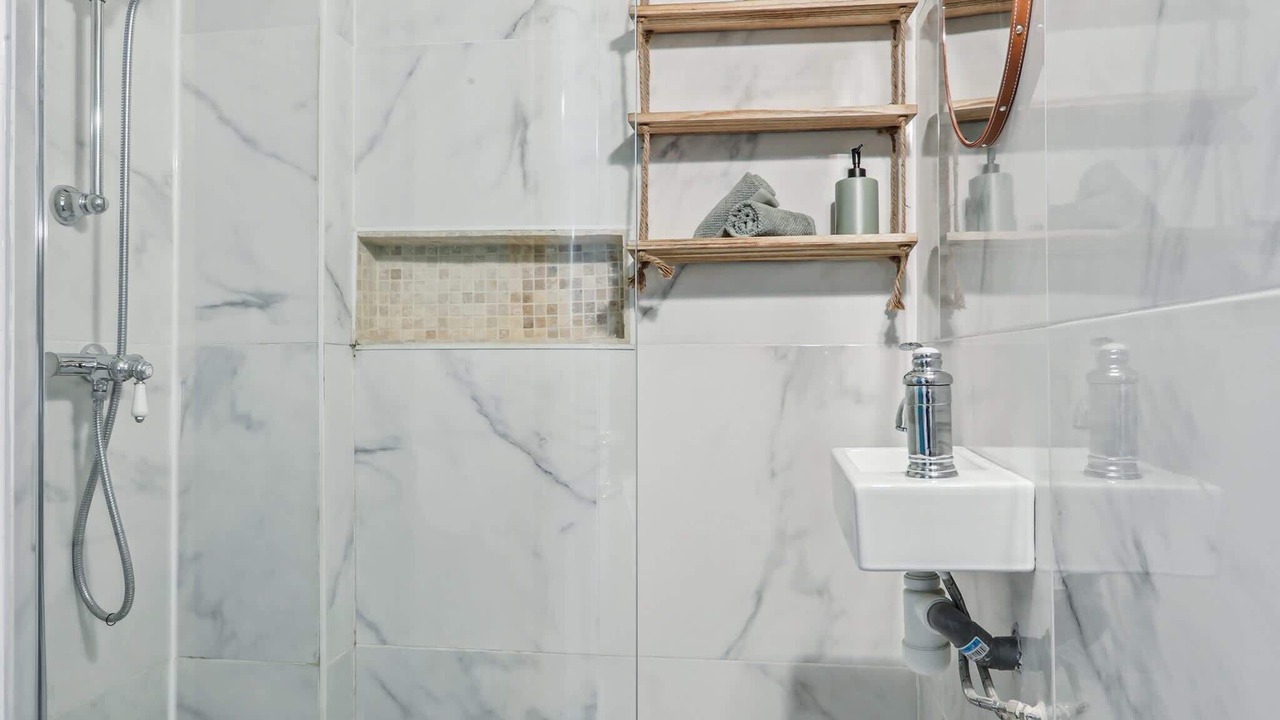 Photo of Bathroom in Vivienne