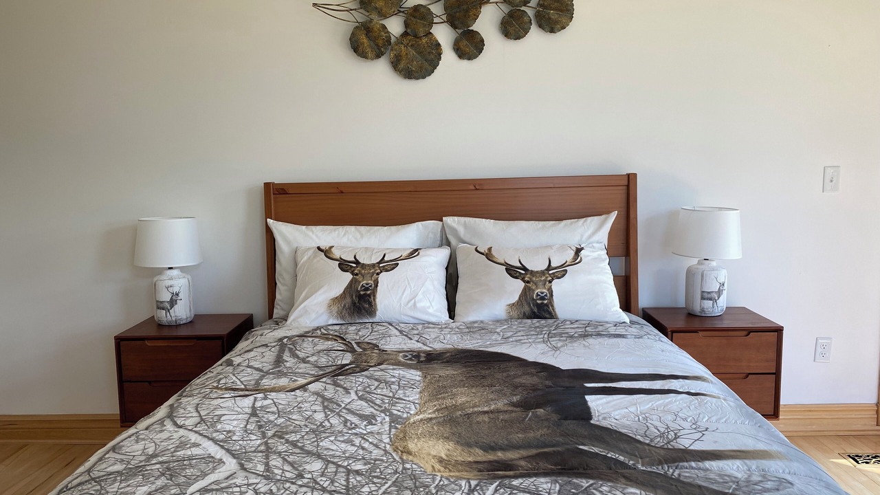 Photo of Bedroom in Greater Napanee