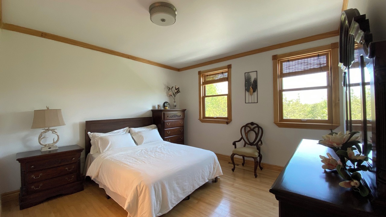 Photo of Bedroom in Greater Napanee