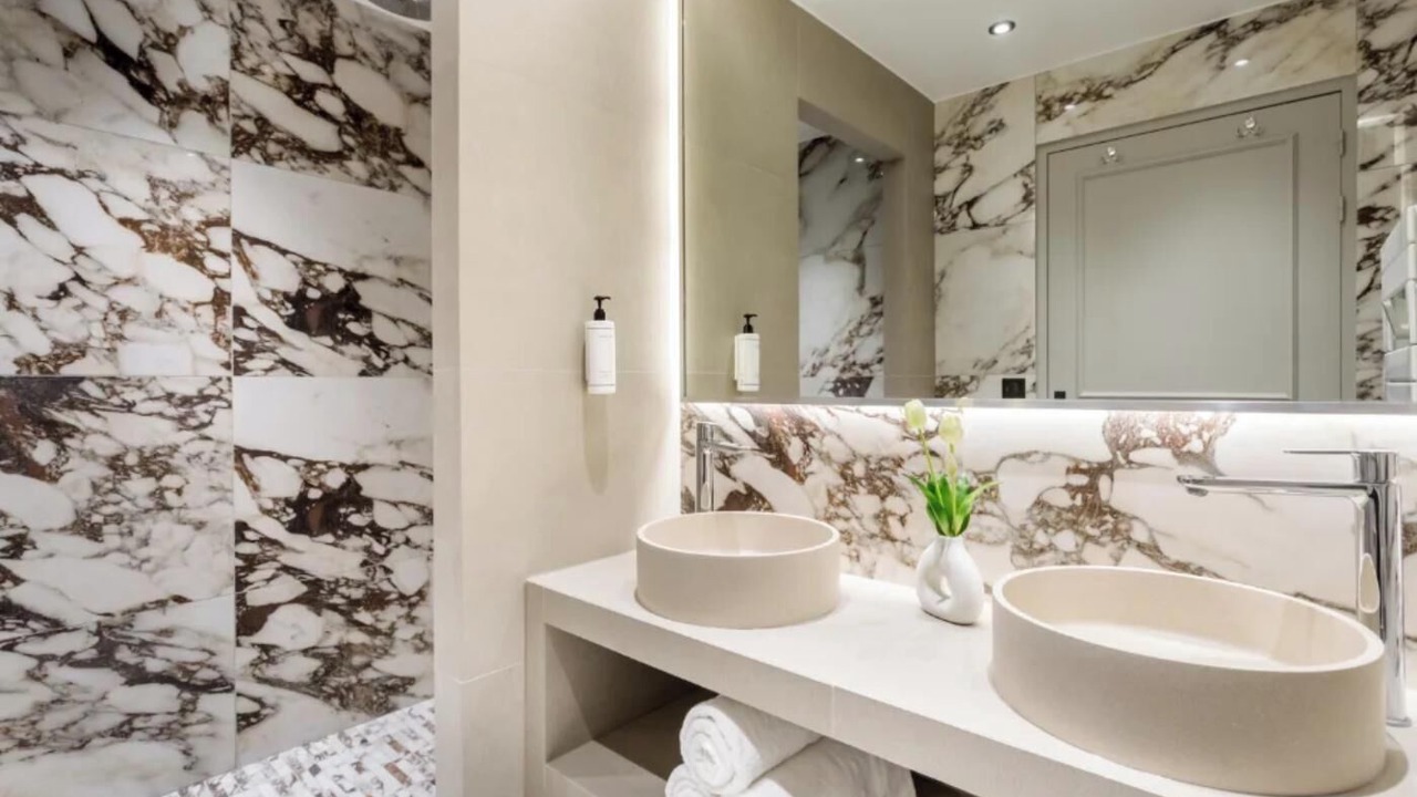 Photo of Bathroom in Les Halles