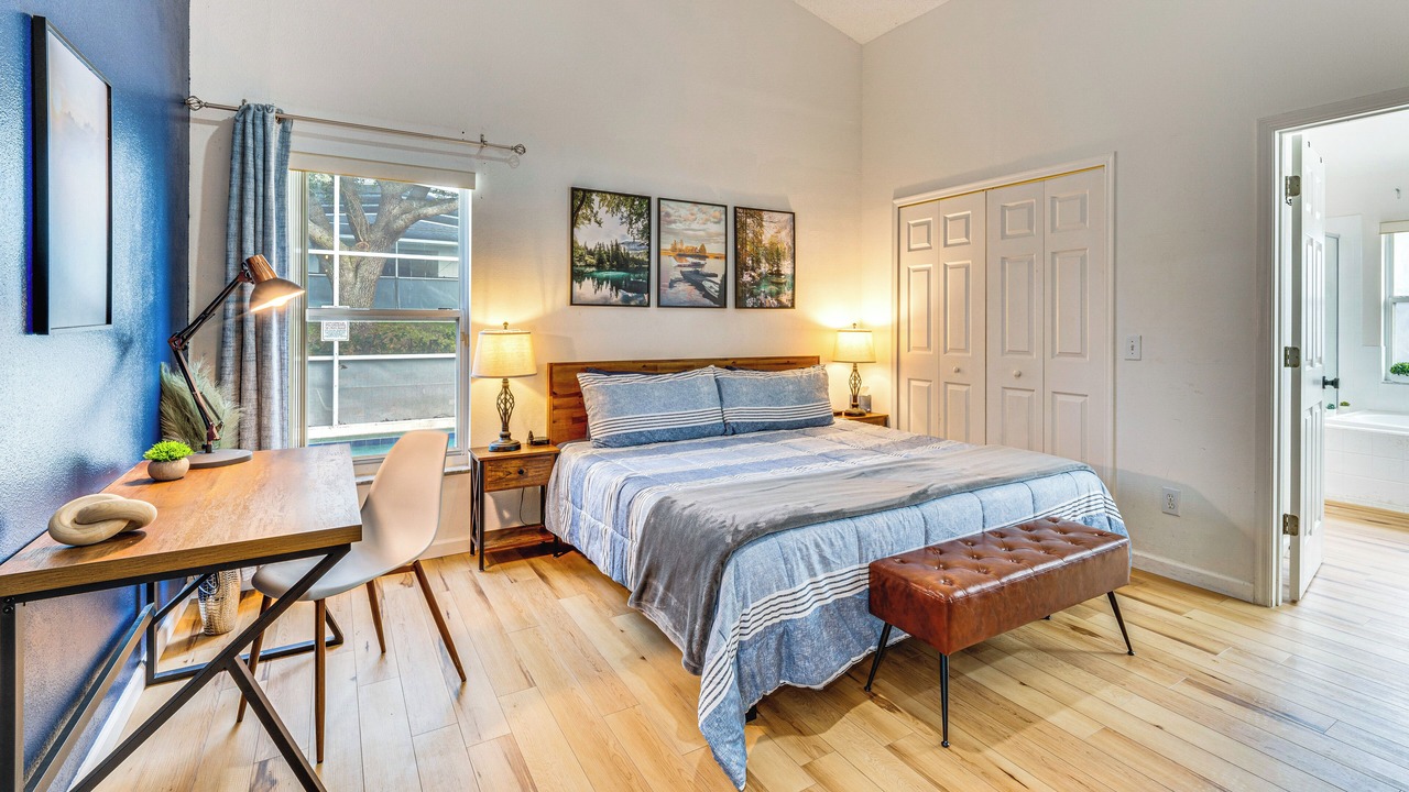 Photo of Bedroom in Florida Pines