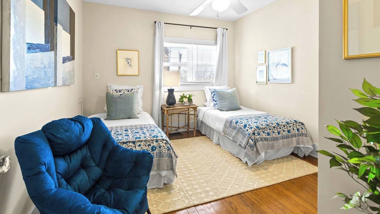 Photo of Bedroom in Forest Park