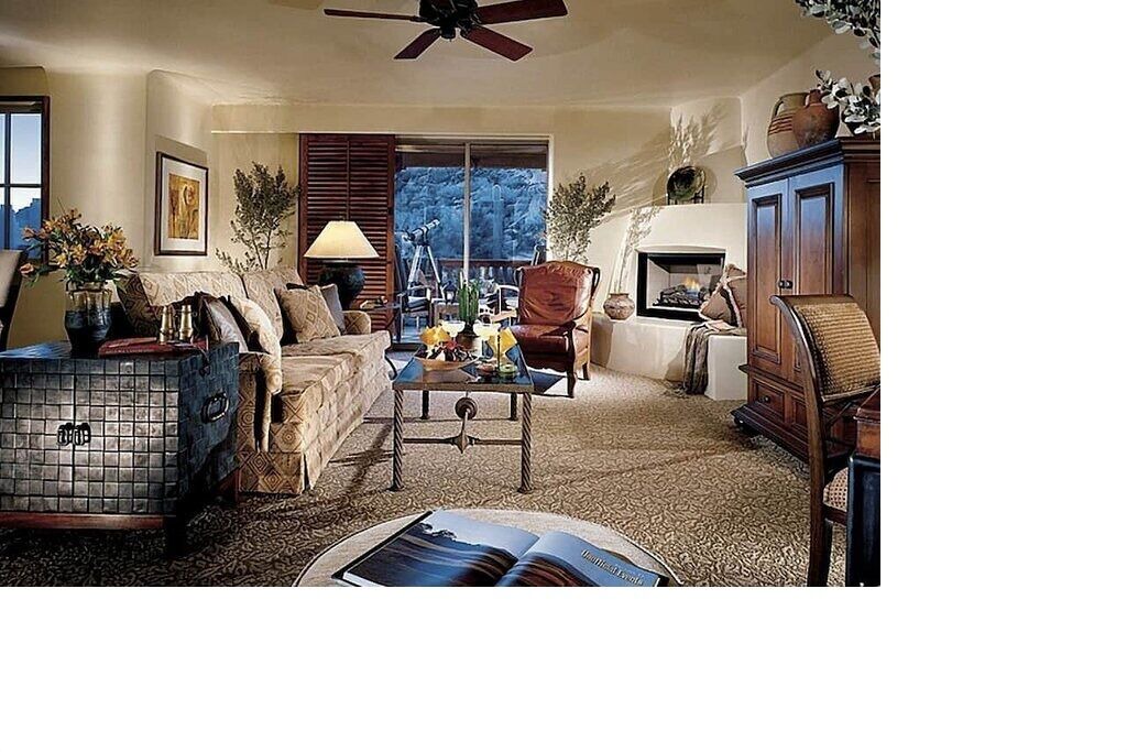 Photo of Livingroom in Troon North