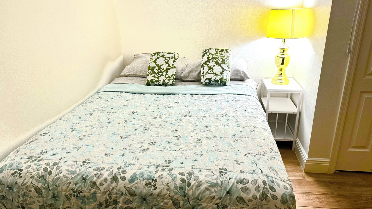 Photo of Bedroom in Willow Bend