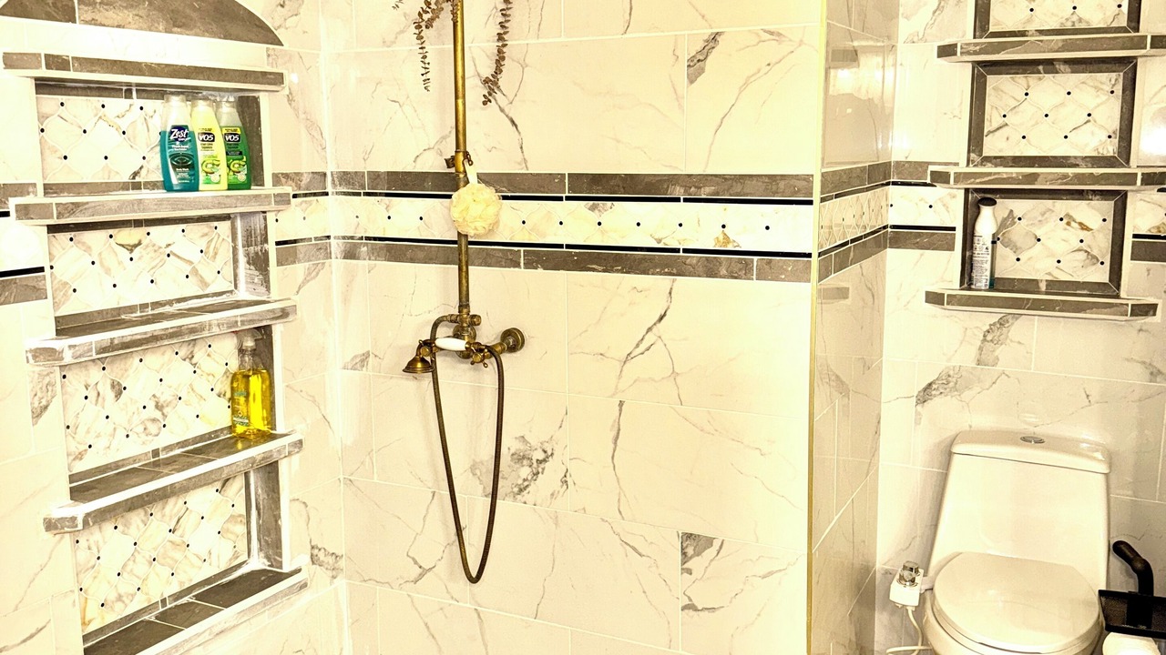 Photo of Bathroom in Willow Bend