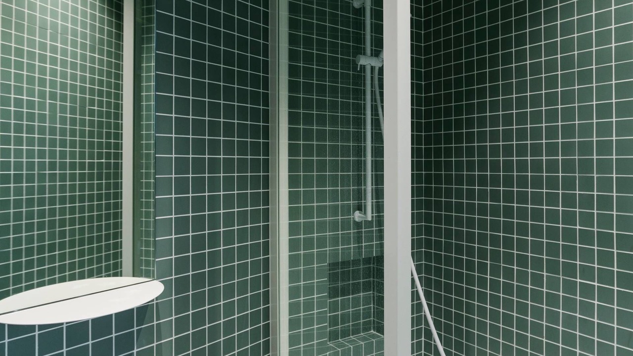 Photo of Bathroom in 9th Arrondissement