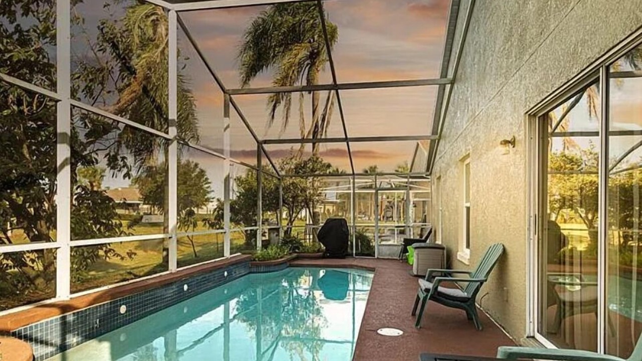 Photo of Outdoor in Lake Davenport Estates