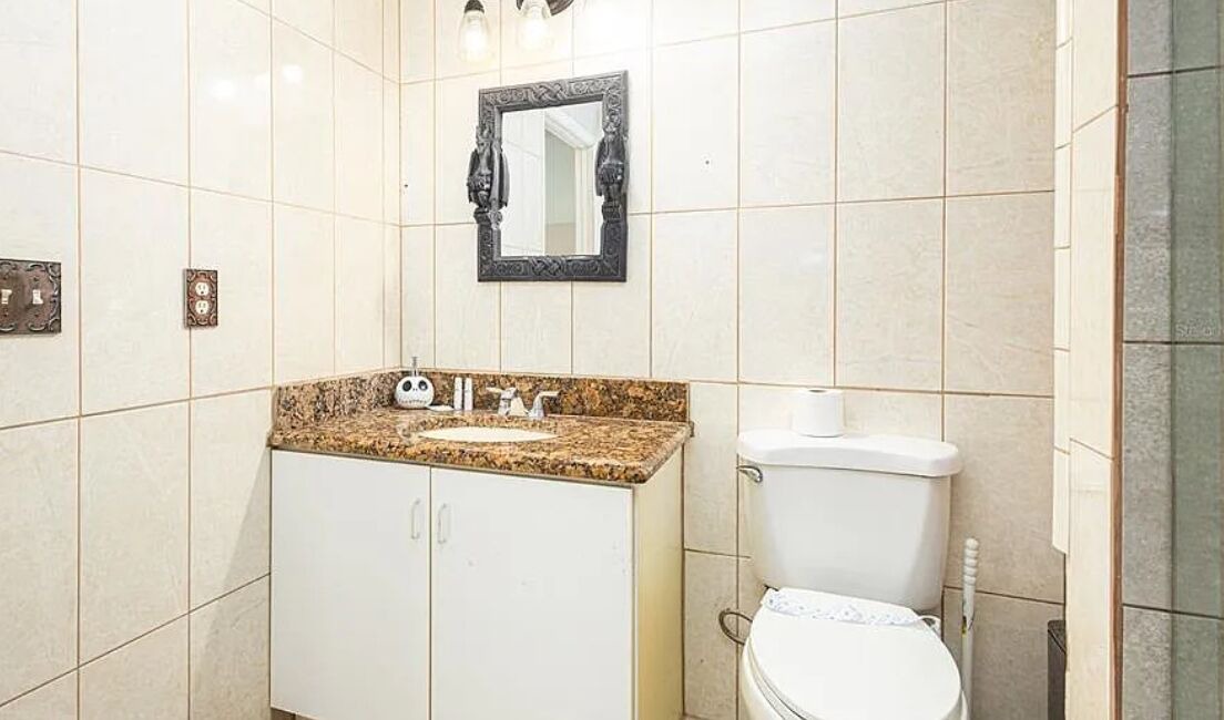 Photo of Bathroom in Lake Davenport Estates
