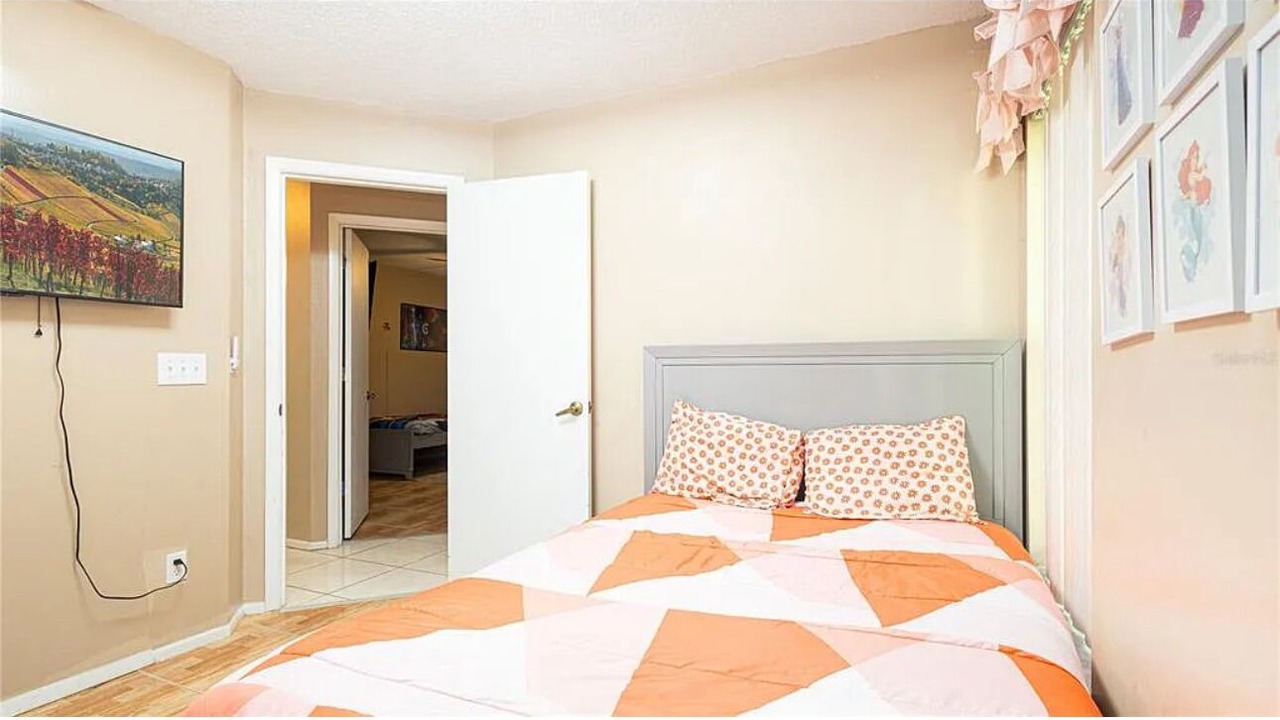 Photo of Bedroom in Lake Davenport Estates