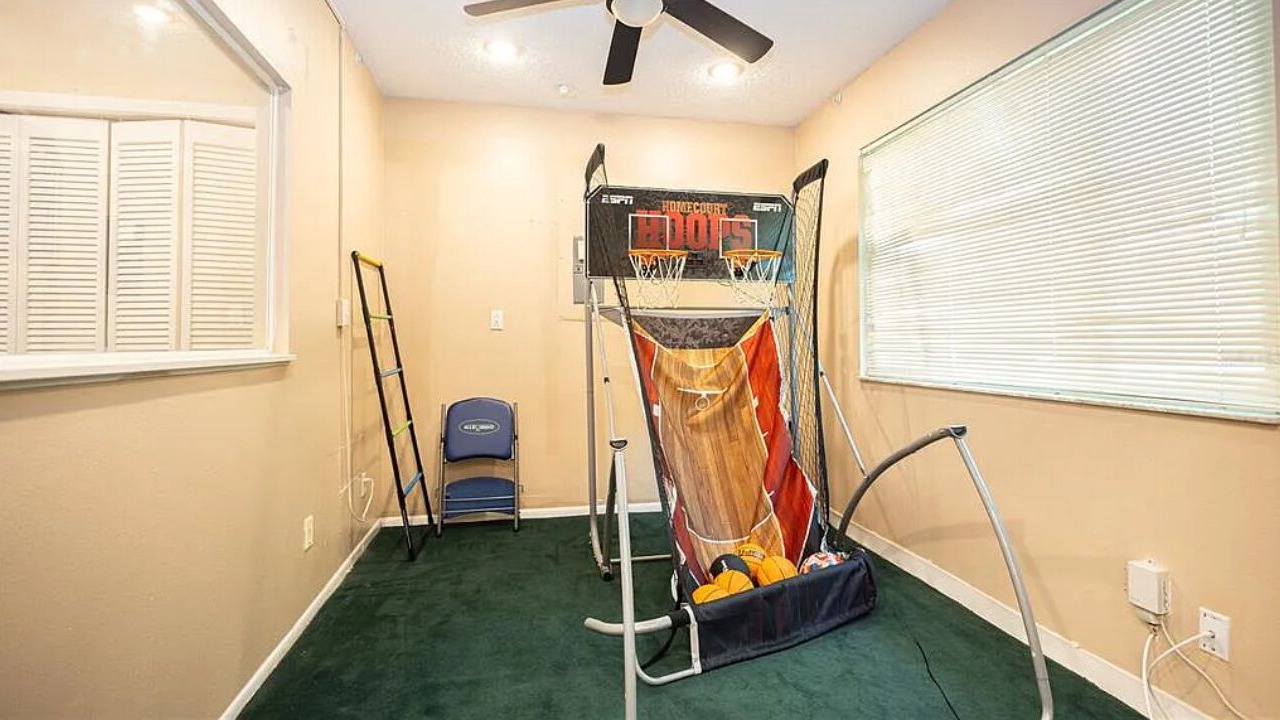 Photo of Bedroom in Lake Davenport Estates