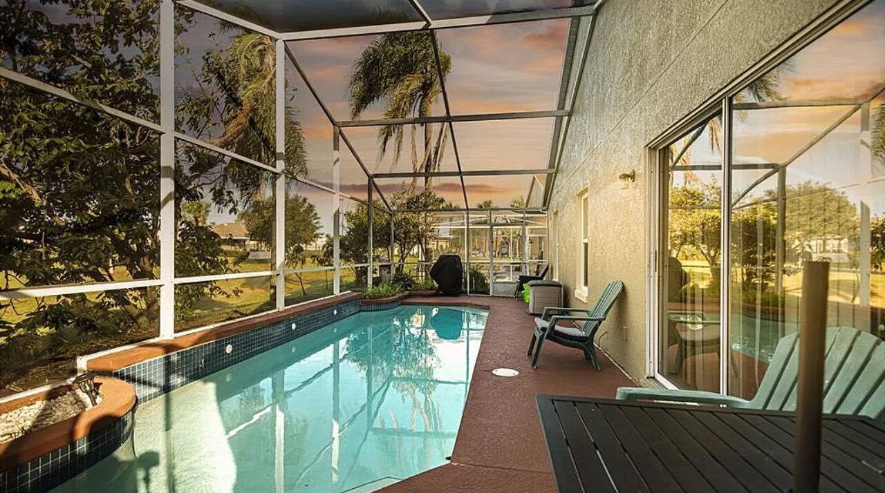 Photo of Outdoor in Lake Davenport Estates